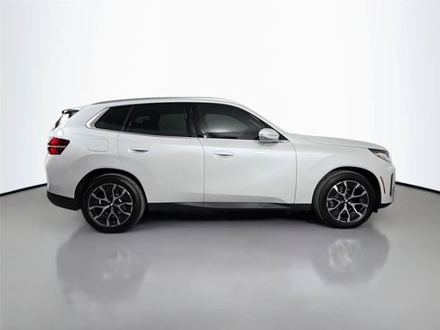 New 2026 BMW X3 xDrive30i w/ Premium Package AWD/4WD image 7