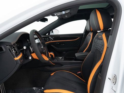 Used 2025 Bentley Flying Spur Speed image 15