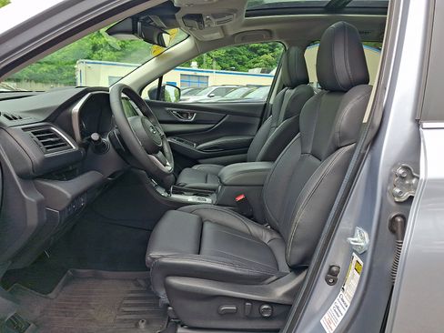 Used 2024 Subaru Ascent Limited w/ Technology Package AWD/4WD image 13