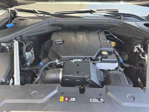 Used 2023 Genesis GV70 2.5T AWD/4WD image 36