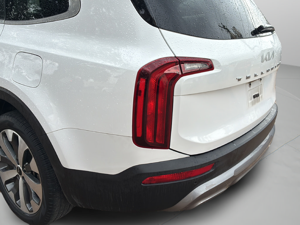 Used 2022 Kia Telluride S FWD image 44