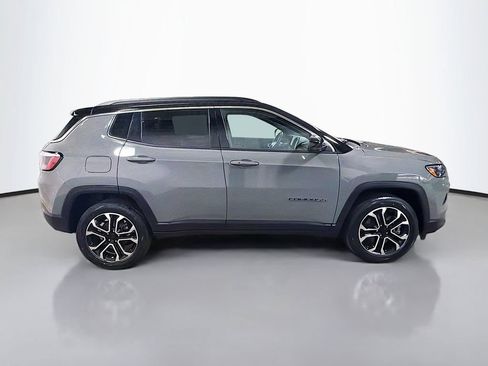Used 2023 Jeep Compass Limited AWD/4WD image 10