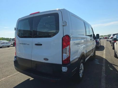 Used 2018 Ford Transit 250 130 Low Roof w/ Exterior Upgrade Package RWD image 3