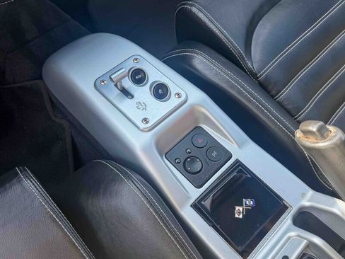 Used 2002 Ferrari 360 Spider RWD image 17