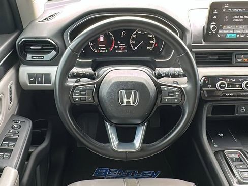 Used 2024 Honda Pilot EX-L image 12