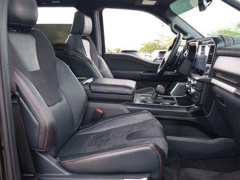 Used 2025 Ford F150 Raptor AWD/4WD image 41