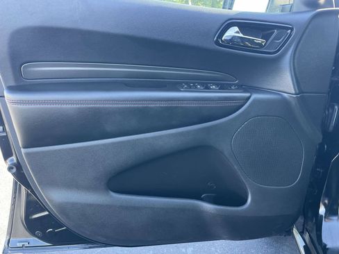 Used 2025 Dodge Durango GT RWD image 15