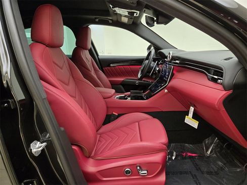 New 2025 Maserati Grecale Modena image 23