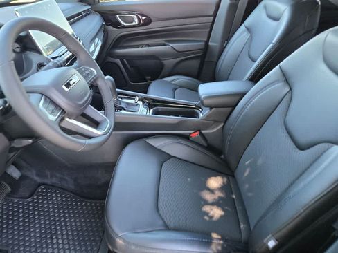 New 2026 Jeep Compass Latitude AWD/4WD image 17
