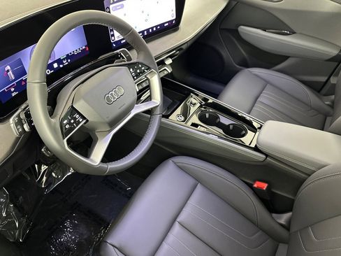 New 2026 Audi Q3 quattro 2.0T image 9