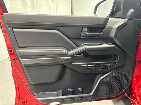 Used 2025 Toyota 4Runner TRD Sport image 8