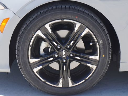 Used 2022 Kia K5 GT-Line FWD image 4