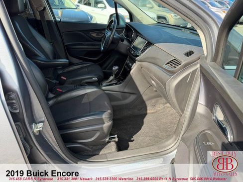 Used 2019 Buick Encore Preferred AWD/4WD image 28