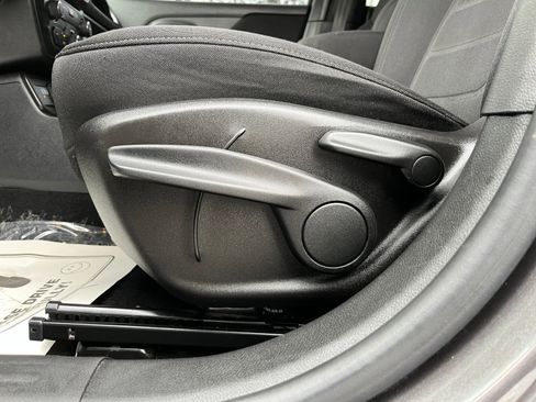 Used 2020 Jeep Renegade Latitude w/ Cold Weather Group image 14