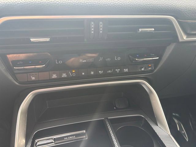 Certified 2025 MAZDA CX-90 3.3 Turbo w/ Preferred Package AWD/4WD image 14