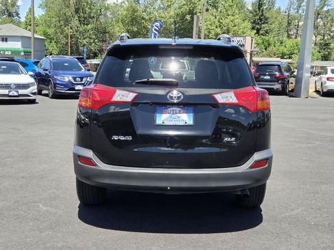 Used 2014 Toyota RAV4 XLE FWD image 6