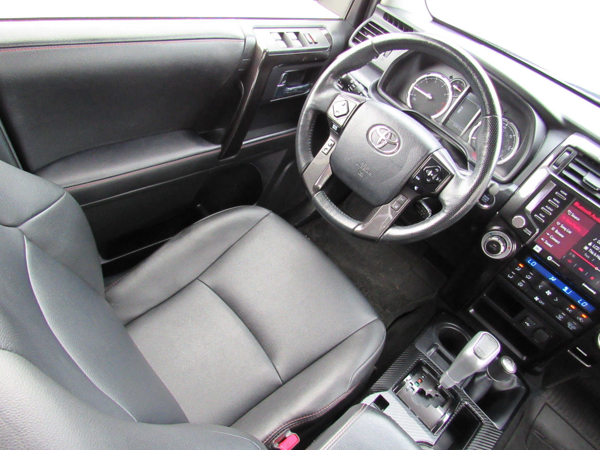 Used 2024 Toyota 4Runner TRD Pro AWD/4WD image 32