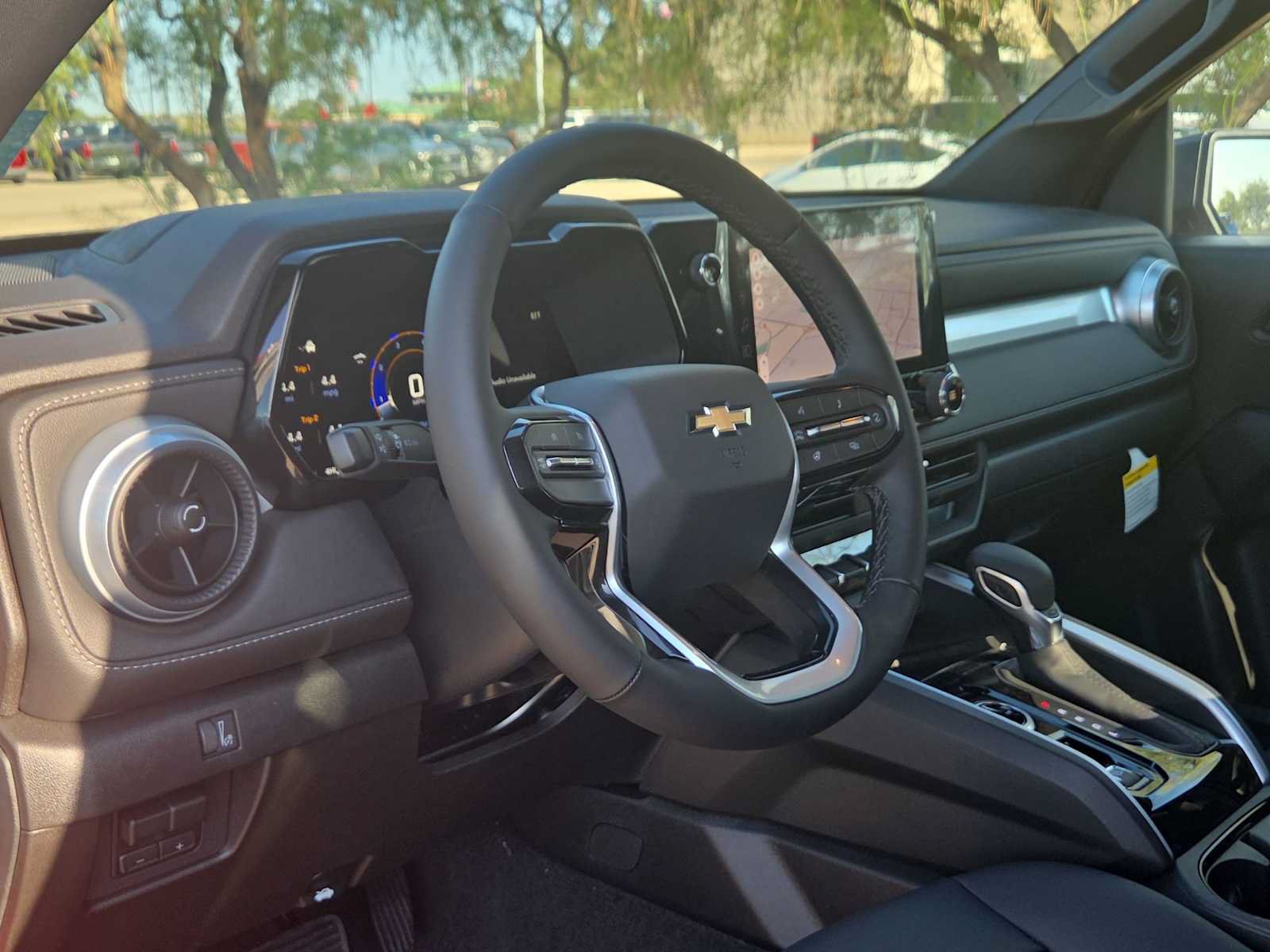New 2026 Chevrolet Colorado LT w/ LT Convenience Package AWD/4WD image 10
