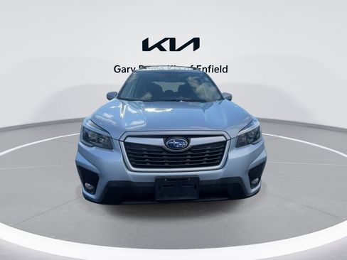 Used 2021 Subaru Forester Premium image 3