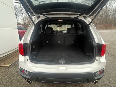 Used 2023 Honda Passport EX-L image 8