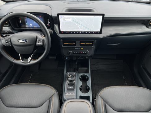 Used 2025 Ford Maverick Tremor image 31