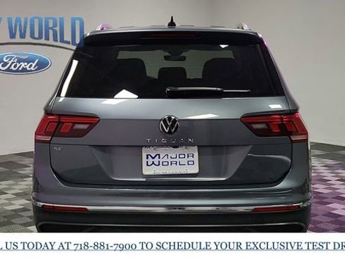 Used 2024 Volkswagen Tiguan SE image 6