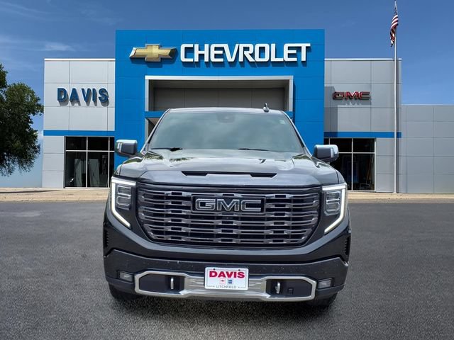 Used 2023 GMC Sierra 1500 Denali Ultimate AWD/4WD image 8