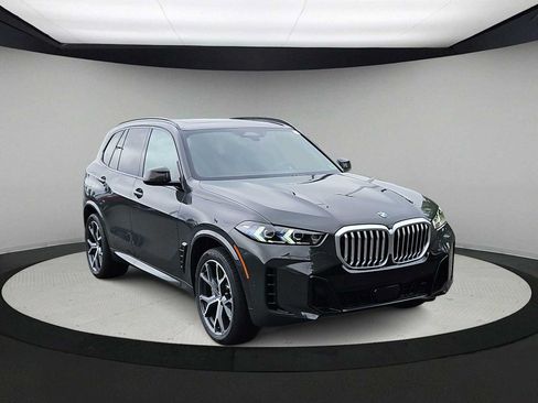 Used 2026 BMW X5 xDrive40i w/ M Sport Package AWD/4WD image 2