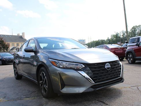 Used 2024 Nissan Sentra SV w/ All-Weather Package FWD image 3