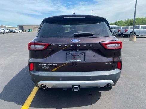 Used 2023 Ford Escape Platinum w/ Premium Technology Package AWD/4WD image 4