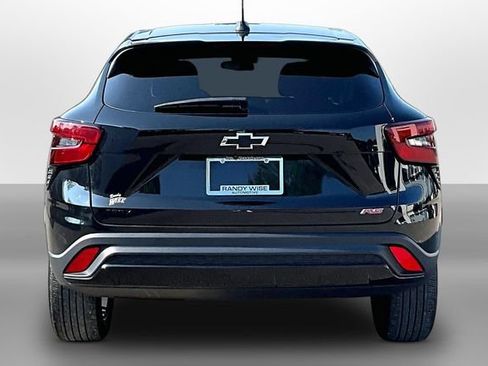 Used 2024 Chevrolet Trax RS FWD image 4