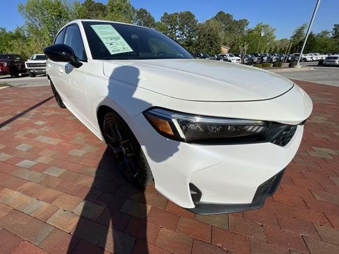 Used 2025 Honda Civic Sport image 38