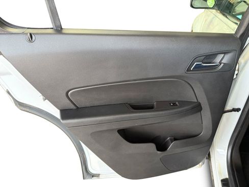 Used 2012 Chevrolet Equinox LS FWD image 17