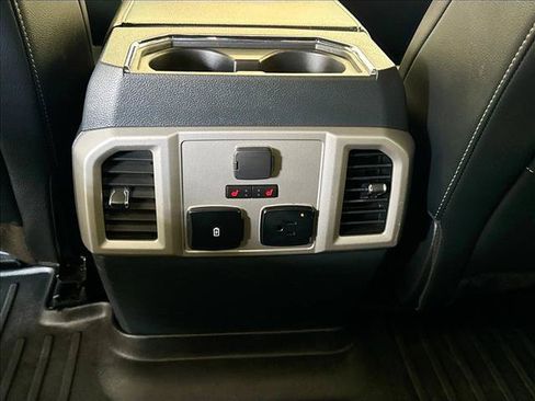 Used 2022 Ford F250 Lariat w/ Lariat Value Package AWD/4WD image 23