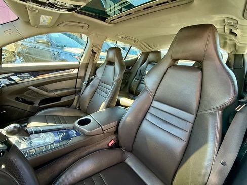 Used 2014 Porsche Panamera image 13