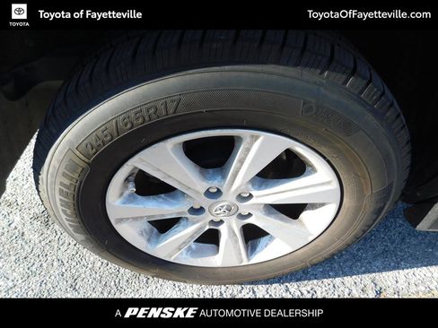 Used 2013 Toyota Highlander SE image 9