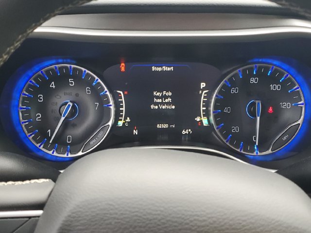 Used 2023 Chrysler Pacifica Touring-L FWD image 20