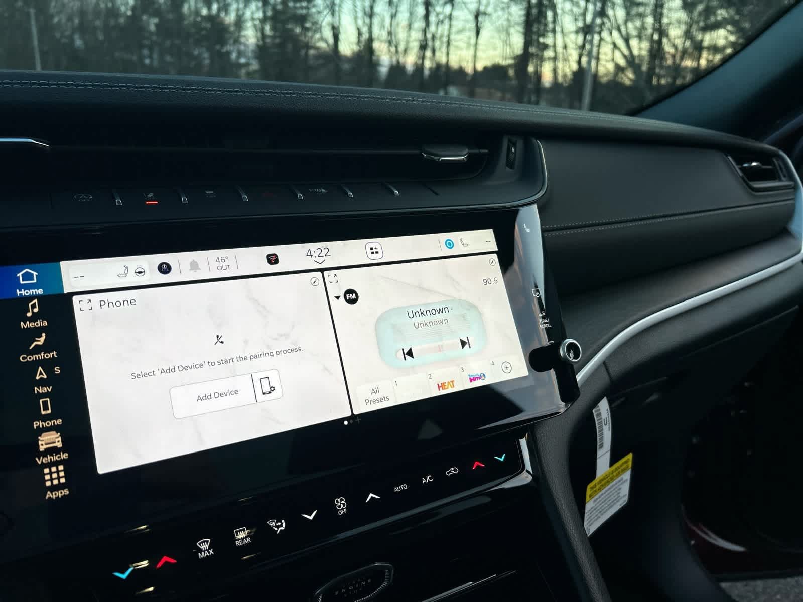 Used 2026 Jeep Grand Cherokee Limited AWD/4WD image 21