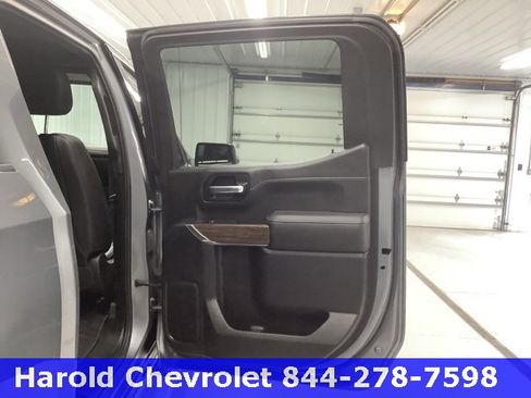 Used 2020 Chevrolet Silverado 1500 High Country w/ Z71 Off-Road Package image 8