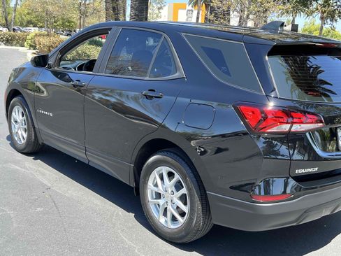 Used 2023 Chevrolet Equinox LS FWD image 43