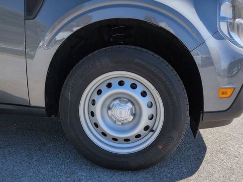 New 2025 Ford Maverick XL image 10