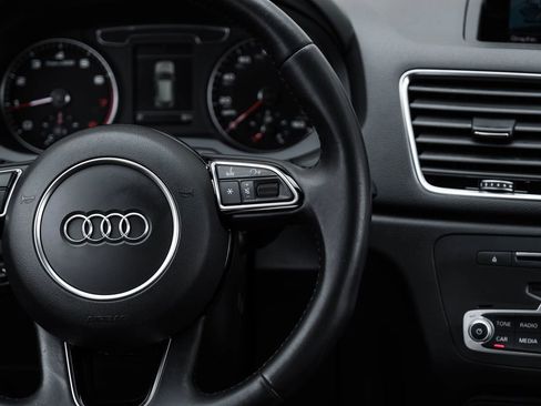 Used 2016 Audi Q3 2.0T Premium Plus w/ Technology Package AWD/4WD image 21