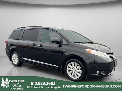 Used 2017 Toyota Sienna XLE Premium w/ Protection Package AWD/4WD image 1
