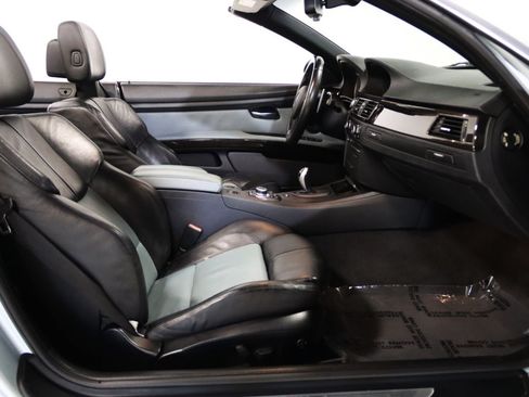 Used 2011 BMW M3 Convertible RWD image 54