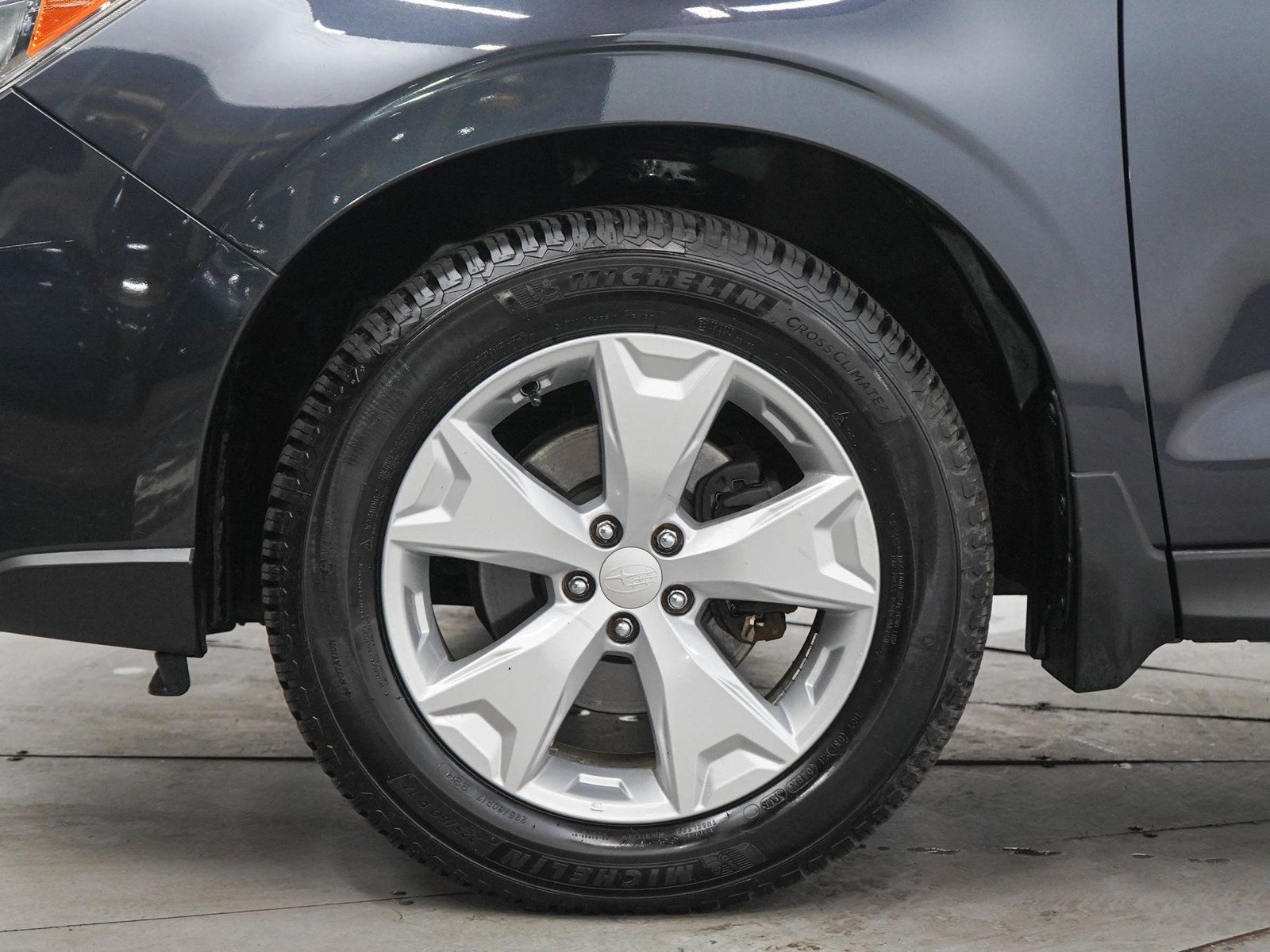 Used 2015 Subaru Forester 2.5i Premium w/ All-Weather Package AWD/4WD image 28