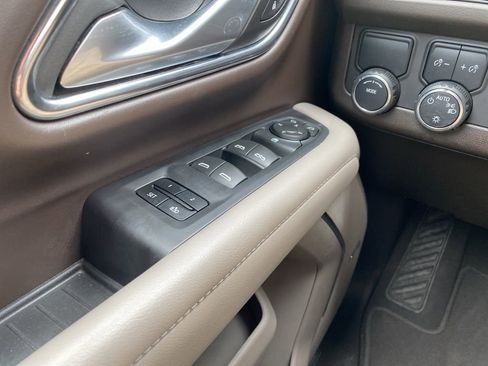 Used 2024 Chevrolet Tahoe LT RWD image 37
