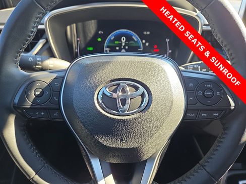 Used 2025 Toyota Corolla Cross AWD Hybrid image 24