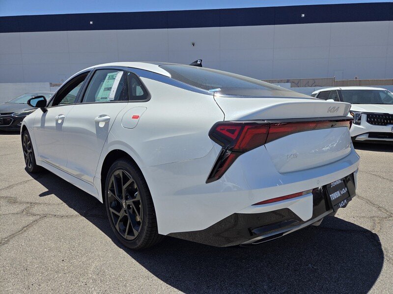 New 2026 Kia K5 GT-Line w/ GT-Line Premium Package FWD image 4