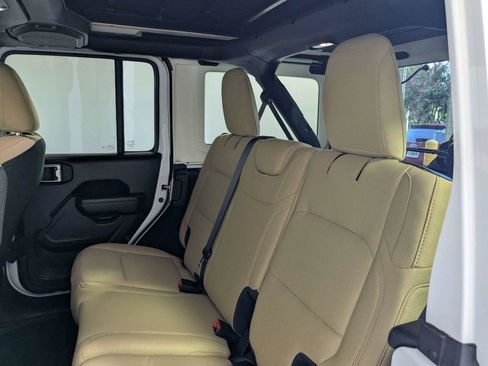 Used 2022 Jeep Wrangler Unlimited Sport w/ Sun And Sound Package AWD/4WD image 32