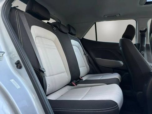 Used 2020 Hyundai Venue SEL w/ Convenience + Premium Package FWD image 13
